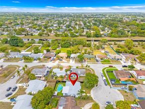 181 SW 76th Ter, Margate FL 33068