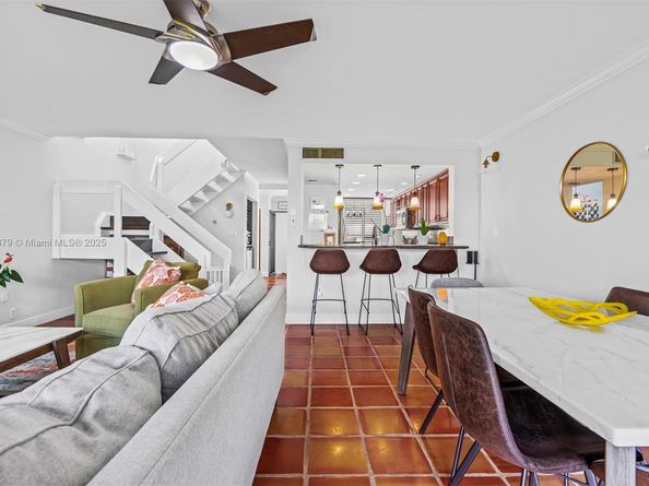 1100 SE 5th Ct 2, Pompano Beach FL 33060