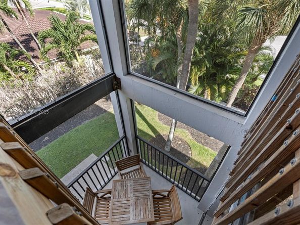 1100 SE 5th Ct 2, Pompano Beach FL 33060
