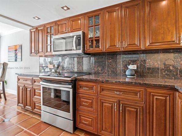 1100 SE 5th Ct 2, Pompano Beach FL 33060