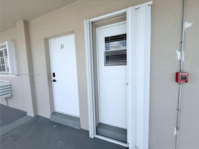 6580 Santona St A31, Coral Gables FL 33146