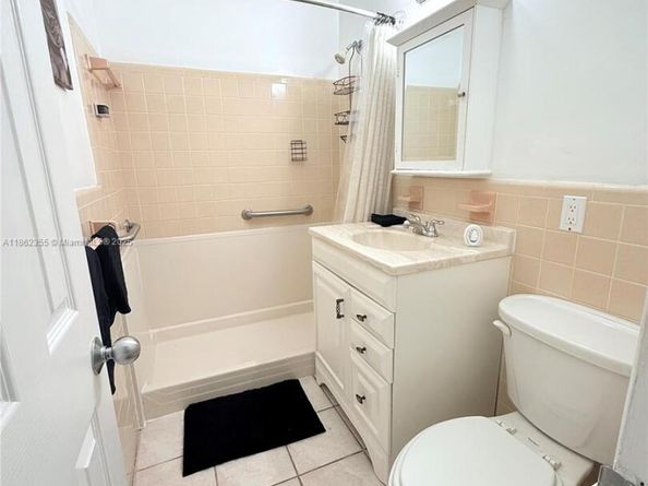 6580 Santona St A31, Coral Gables FL 33146