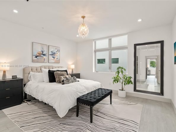 2926 Bird Ave 2, Miami FL 33133