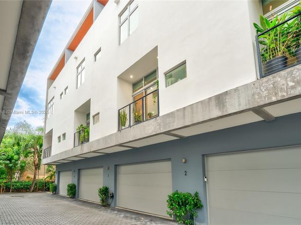 2926 Bird Ave 2, Miami FL 33133