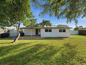 11065 SW 52nd Dr, Miami FL 33165