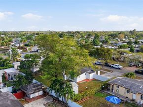 11065 SW 52nd Dr, Miami FL 33165