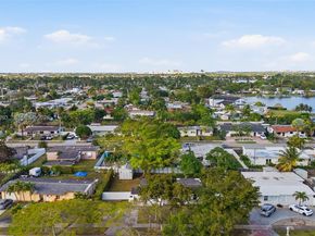 11065 SW 52nd Dr, Miami FL 33165