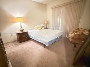 135 NE 202nd Ter N32, Miami Gardens FL 33179