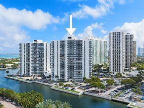 20505 E Country Club Dr 1231, Aventura FL 33180