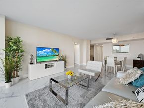 20505 E Country Club Dr 1231, Aventura FL 33180