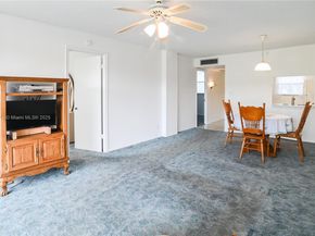 110 Royal Park Dr 2H, Oakland Park FL 33309