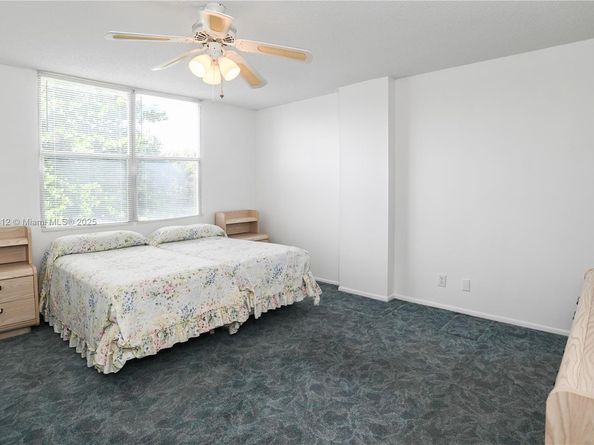 110 Royal Park Dr 2H, Oakland Park FL 33309