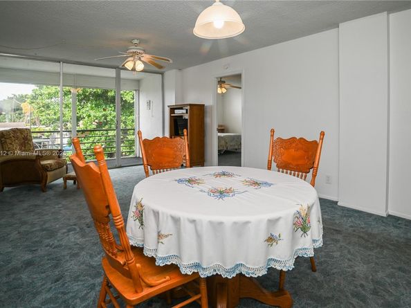 110 Royal Park Dr 2H, Oakland Park FL 33309