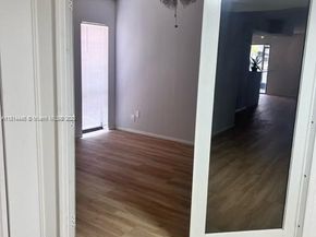 958 Mockingbird Ln 511, Plantation FL 33324