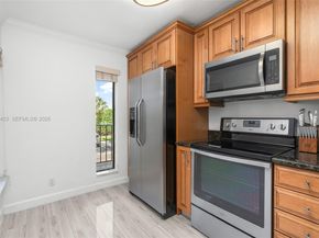 16 Royal Palm Way 205, Boca Raton FL 33432