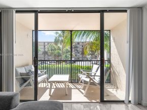 16 Royal Palm Way 205, Boca Raton FL 33432