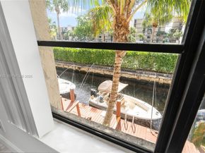 16 Royal Palm Way 205, Boca Raton FL 33432