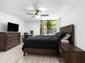 16 Royal Palm Way 205, Boca Raton FL 33432