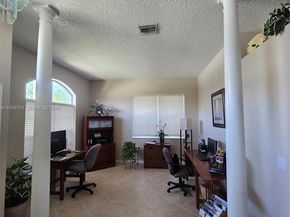18340 NW 10th St, Pembroke Pines FL 33029