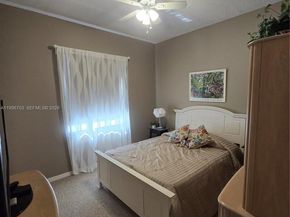 18340 NW 10th St, Pembroke Pines FL 33029