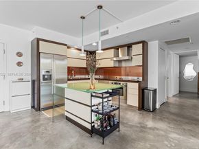 2155 Washington Ct 210, Miami Beach FL 33139