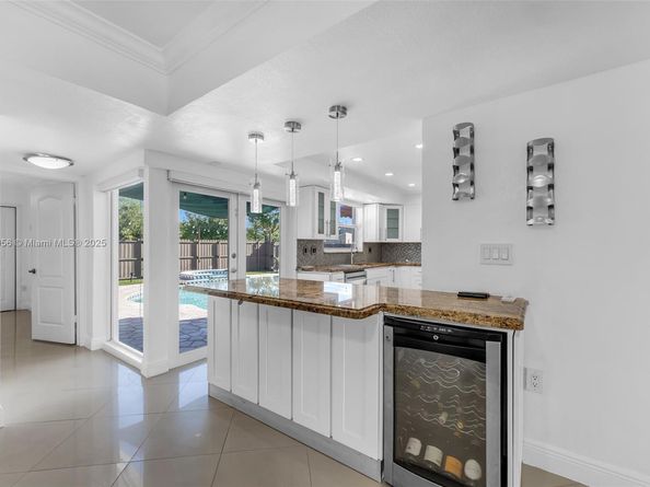 11437 SW 34th Ln, Miami FL 33165