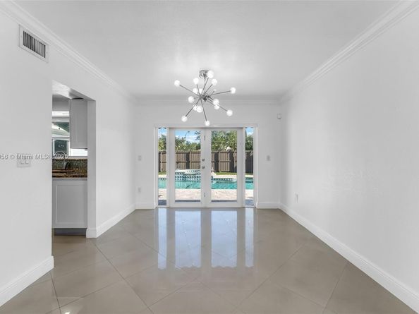11437 SW 34th Ln, Miami FL 33165