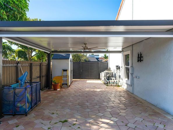 11437 SW 34th Ln, Miami FL 33165