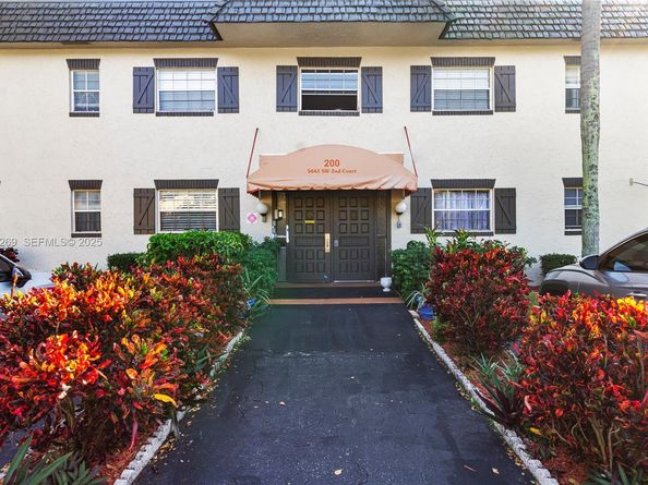 5661 SW 2nd Ct 216, Margate FL 33068