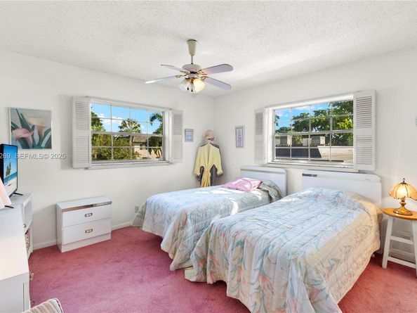 5661 SW 2nd Ct 216, Margate FL 33068