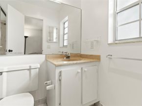 5661 SW 2nd Ct 216, Margate FL 33068