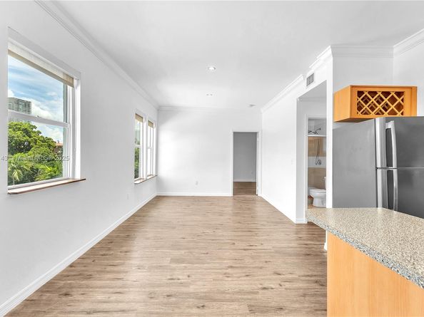 737 Jefferson Ave 305, Miami Beach FL 33139