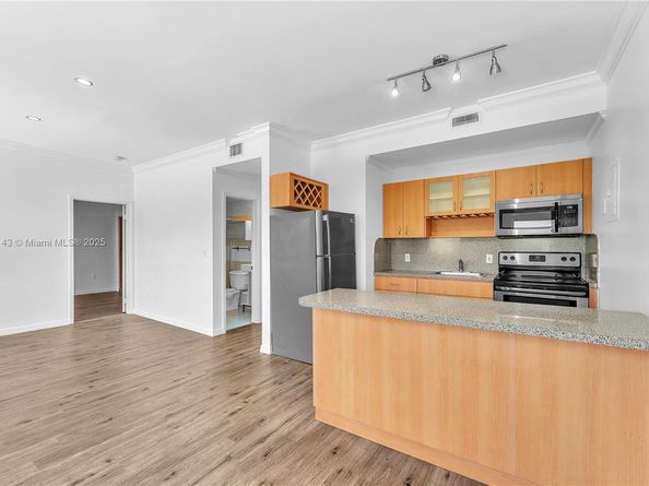 737 Jefferson Ave 305, Miami Beach FL 33139
