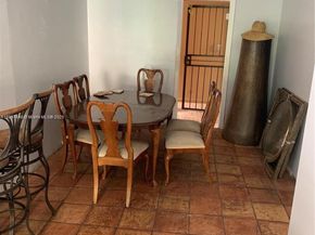 1037 NW 30th St, Miami FL 33127