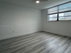 2980 Point East Dr D311, Aventura FL 33160