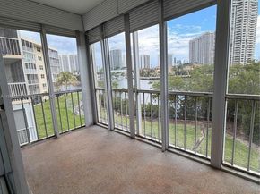 2980 Point East Dr D311, Aventura FL 33160