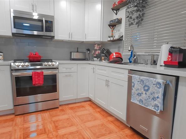 1080 Del Lago Cir 201, Sunrise FL 33313
