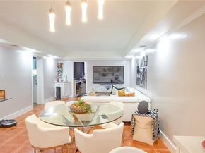 1080 Del Lago Cir 201, Sunrise FL 33313