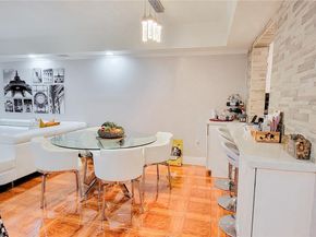 1080 Del Lago Cir 201, Sunrise FL 33313