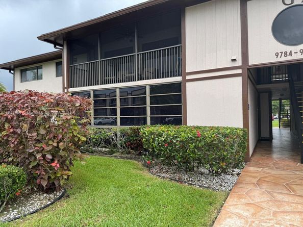 9794 N Belfort Cir 202, Tamarac FL 33321