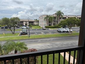 9794 N Belfort Cir 202, Tamarac FL 33321
