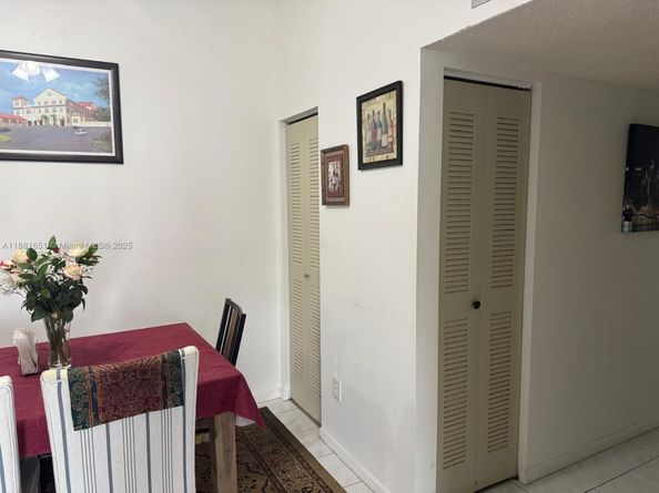 9794 N Belfort Cir 202, Tamarac FL 33321