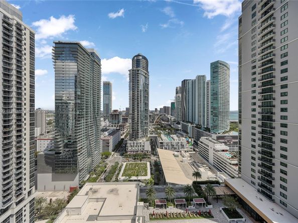 159 NE 6 Street 2402, Miami FL 33132