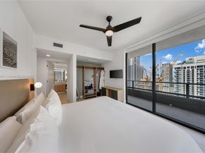 159 NE 6 Street 2402, Miami FL 33132