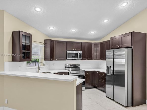 3562 W Southern Orchard Rd W, Davie FL 33328