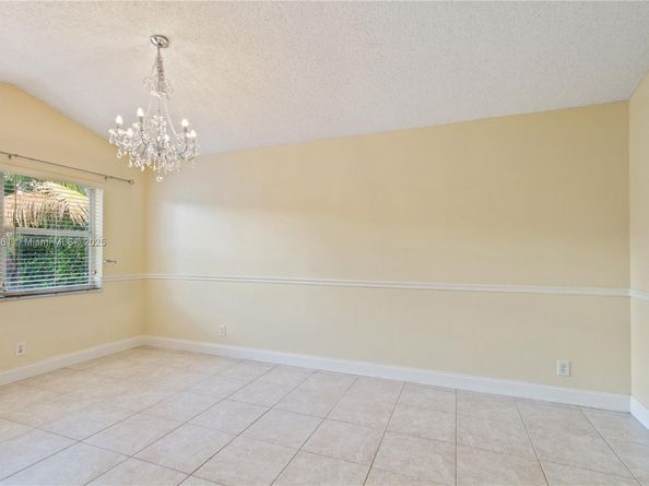 3562 W Southern Orchard Rd W, Davie FL 33328