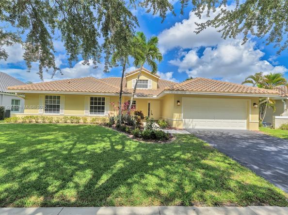 3562 W Southern Orchard Rd W, Davie FL 33328