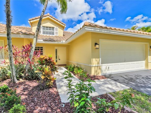 3562 W Southern Orchard Rd W, Davie FL 33328
