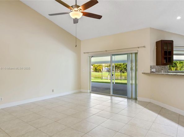 3562 W Southern Orchard Rd W, Davie FL 33328