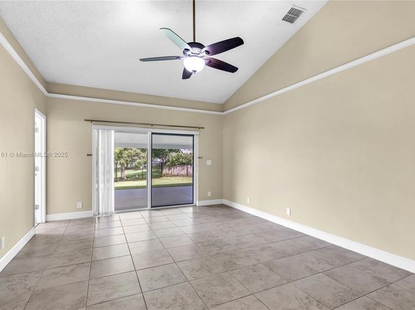3562 W Southern Orchard Rd W, Davie FL 33328